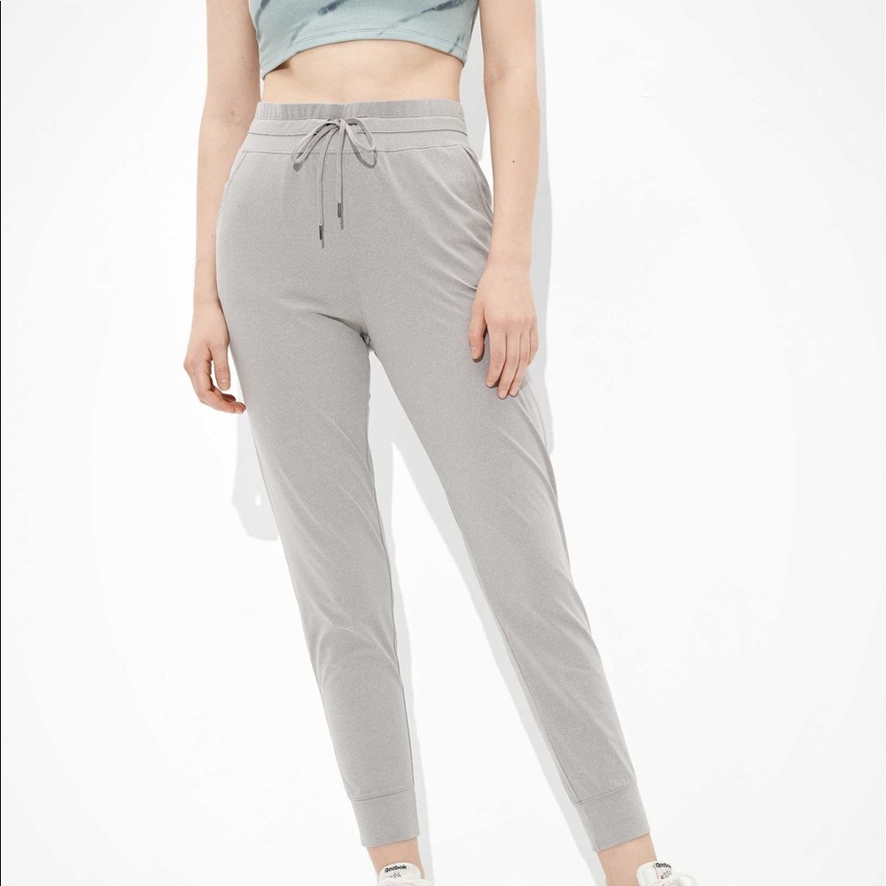 American Eagle Everywhere Joggers